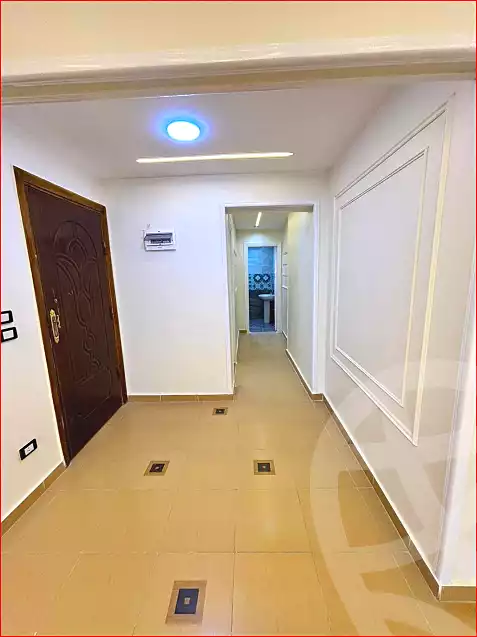 https://aqarmap.com.eg/ar/listing/6986114-for-sale-alexandria-miami-el-gaish-rd-st
