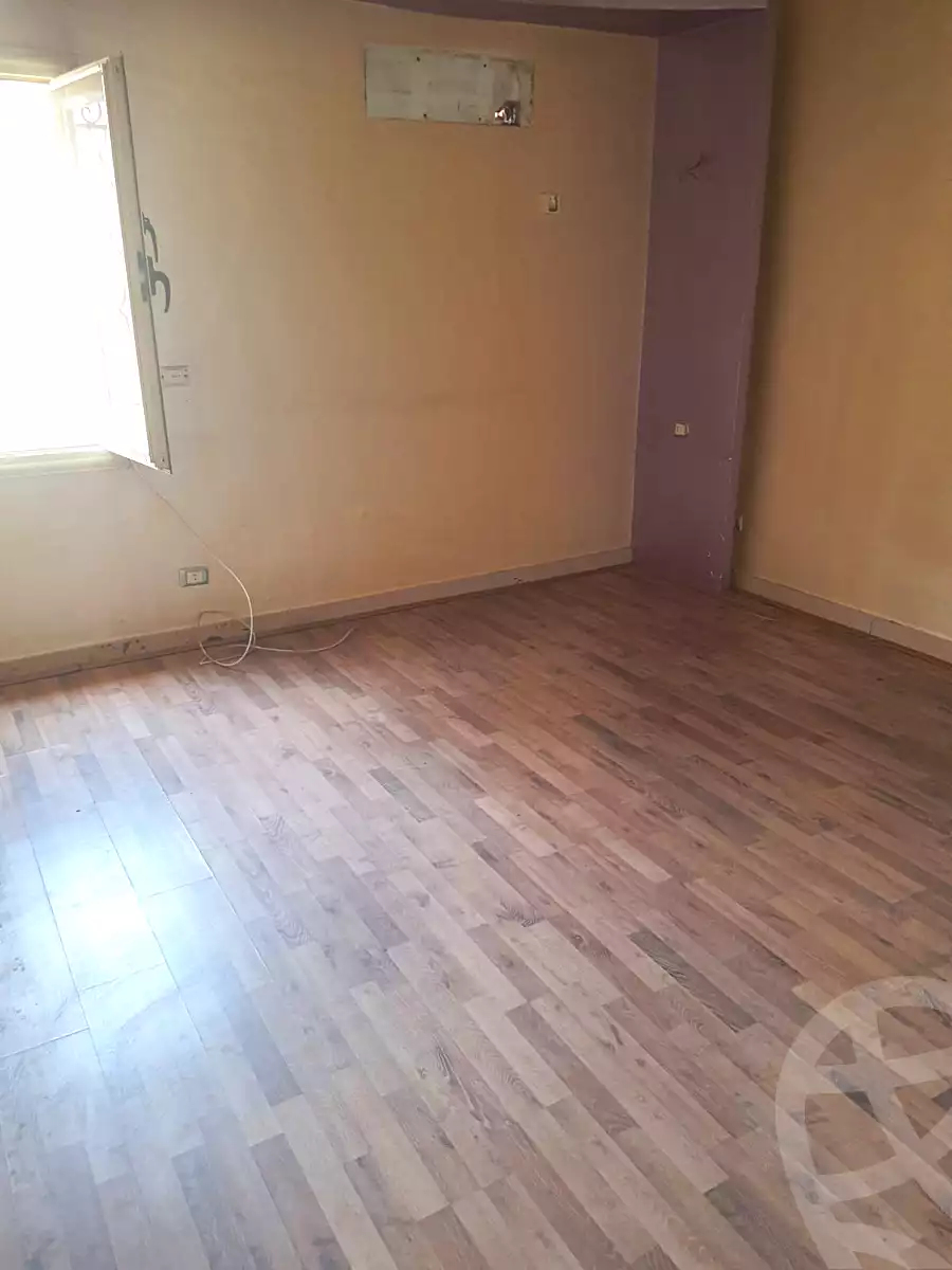 https://aqarmap.com.eg/ar/listing/6986174-for-sale-cairo-6th-of-october-el-hay-el-motamyz-first-touristic-village-el-shaheed-mohammed-abdul-latif-alshimi-st