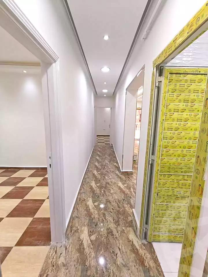 https://aqarmap.com.eg/ar/listing/6986247-for-sale-alexandria-el-asafra-l-sfr-bhry