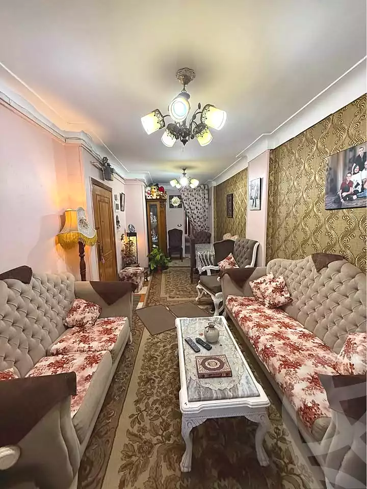 https://aqarmap.com.eg/ar/listing/6986875-for-sale-alexandria-sydy-bshr-dr-saleh-hamdy-st
