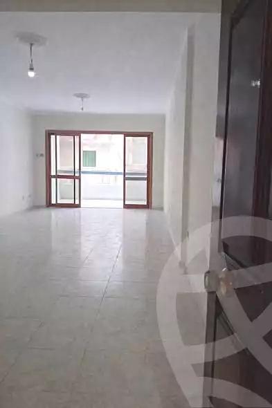 https://aqarmap.com.eg/ar/listing/6987176-for-sale-alexandria-el-asafra-l-sfr-bhry