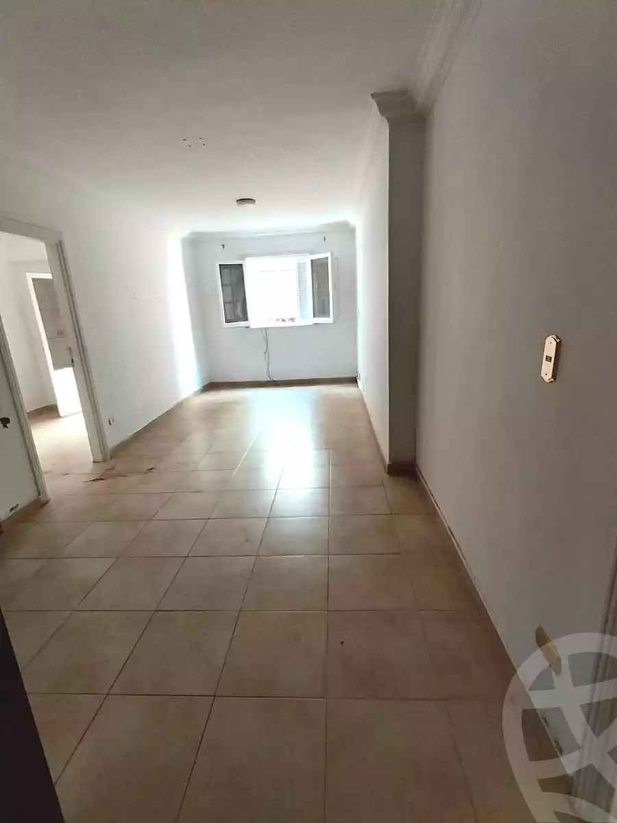 https://aqarmap.com.eg/ar/listing/6987243-for-rent-alexandria-miami-mahmoud-el-isawy-st