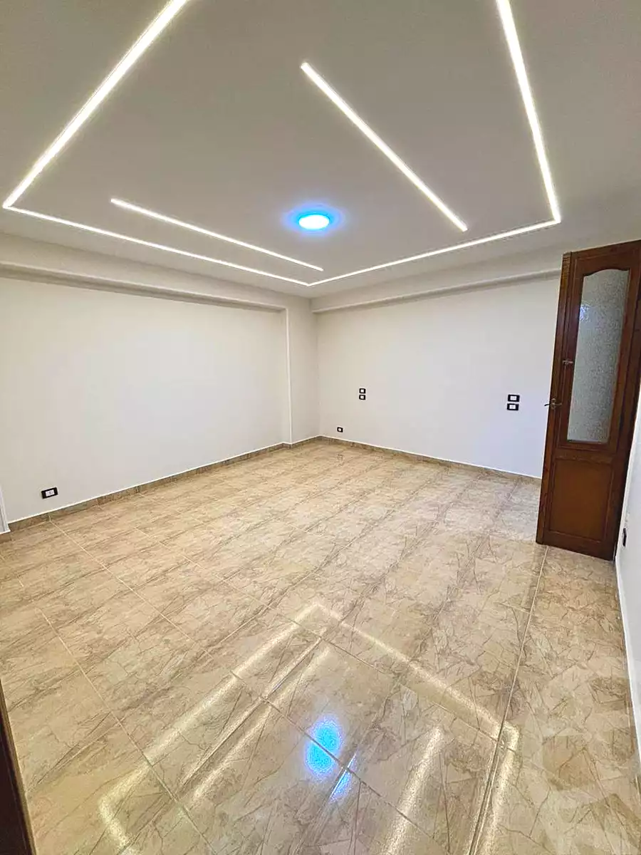 https://aqarmap.com.eg/ar/listing/6987266-for-sale-alexandria-miami-mahmoud-el-isawy-st