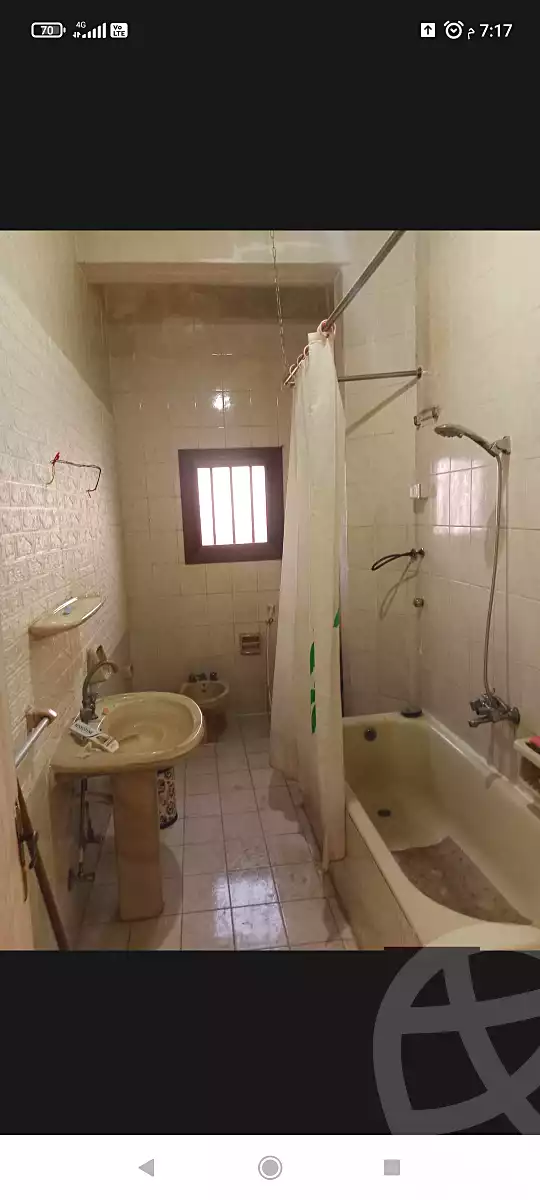 https://aqarmap.com.eg/ar/listing/6987486-for-rent-alexandria-glim