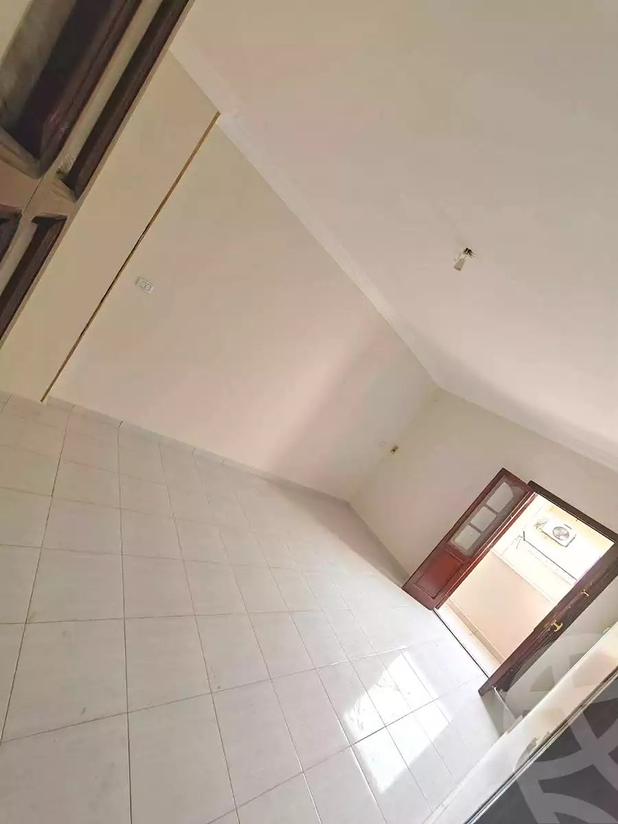https://aqarmap.com.eg/ar/listing/6987514-for-sale-cairo-helwan-helwan-el-sharkeya-thabit-basha-st