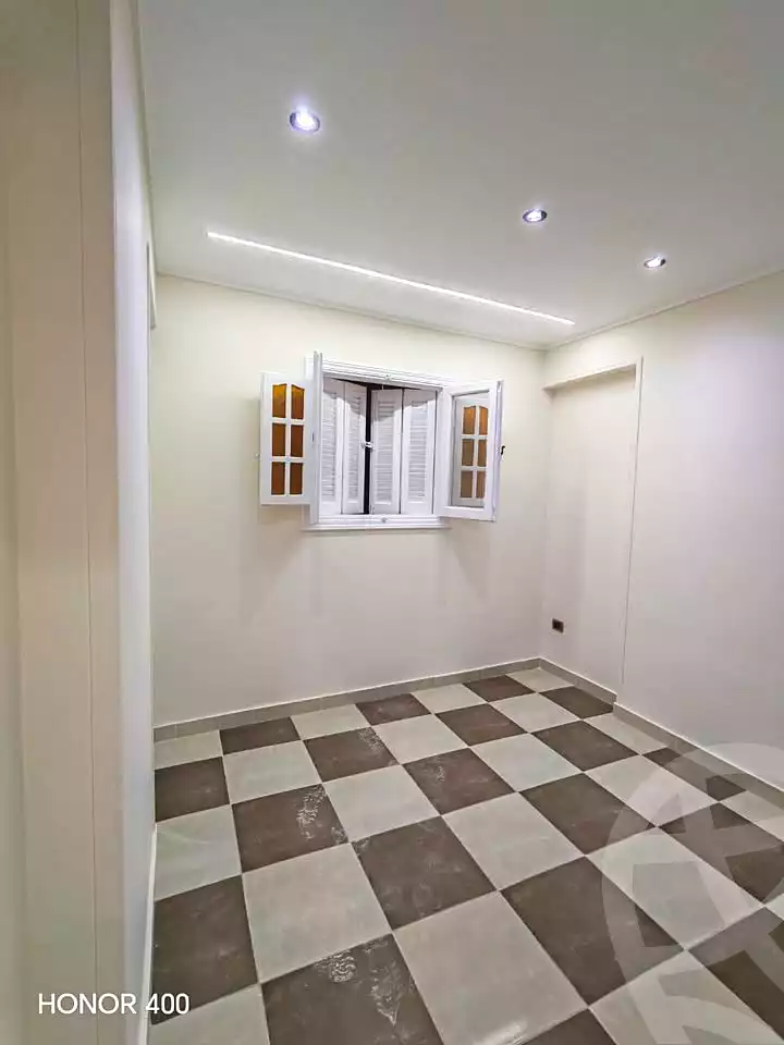 https://aqarmap.com.eg/ar/listing/6987766-for-sale-alexandria-al-agamy-lbytsh-qased-kareem-st