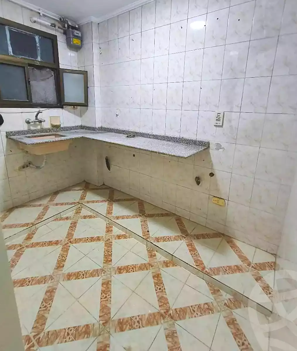 https://aqarmap.com.eg/ar/listing/6987906-for-sale-alexandria-lsywf-el-seyouf-qebly-el-ras-el-souda
