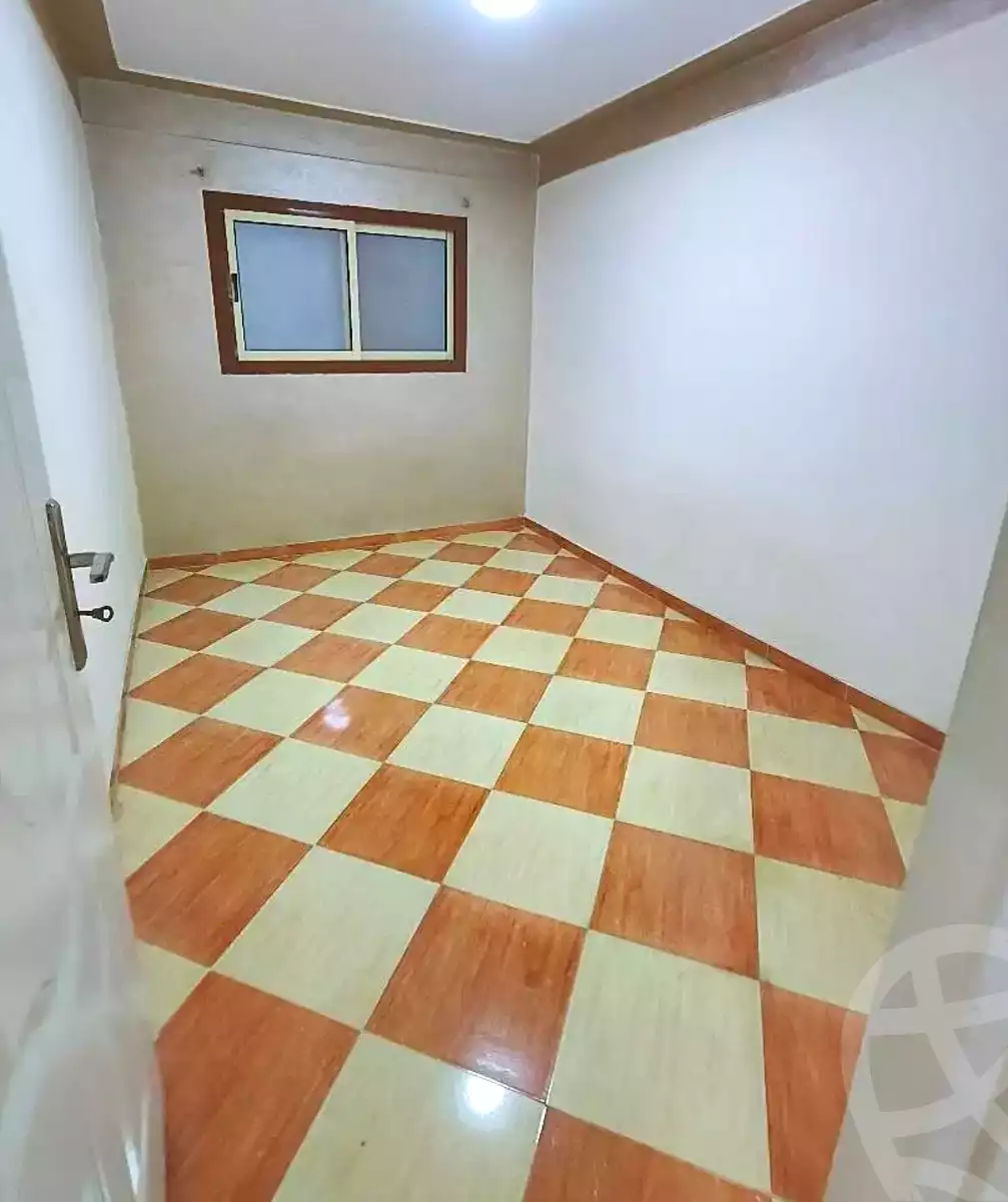 https://aqarmap.com.eg/ar/listing/6987906-for-sale-alexandria-lsywf-el-seyouf-qebly-el-ras-el-souda