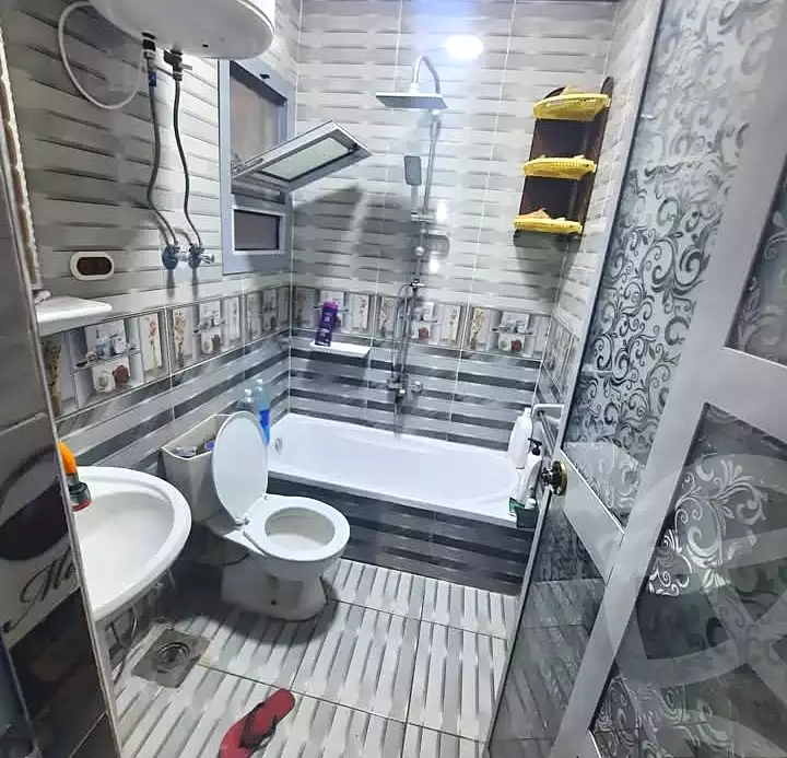 https://aqarmap.com.eg/ar/listing/6988229-for-sale-alexandria-al-agamy-el-hanouvel-el-warsha-st