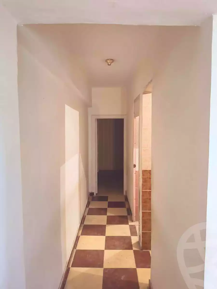 https://aqarmap.com.eg/ar/listing/6988313-for-rent-alexandria-al-agamy-el-hanouvel-el-kholafaa-el-rashdeen-st
