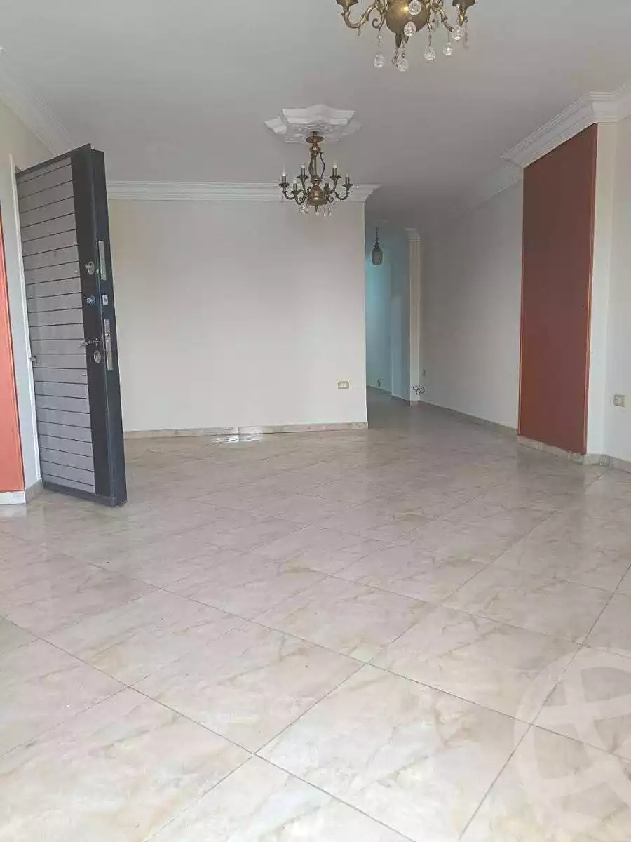 https://aqarmap.com.eg/ar/listing/6989011-for-rent-cairo-ain-shams-jsr-lswys