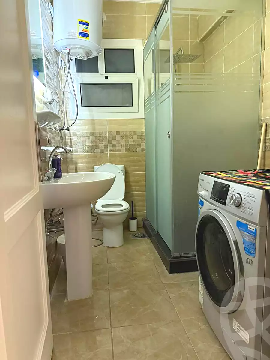 https://aqarmap.com.eg/ar/listing/6989226-for-rent-cairo-new-cairo-lrhb-city-phase-7
