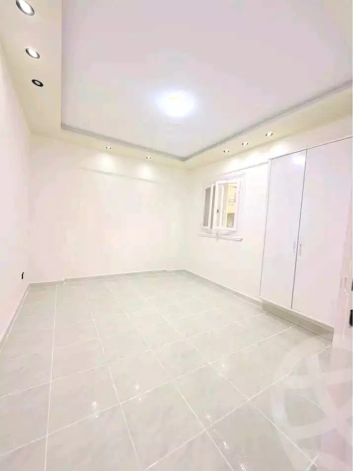https://aqarmap.com.eg/ar/listing/6989329-for-sale-alexandria-al-agamy-shataa-el-nakheel