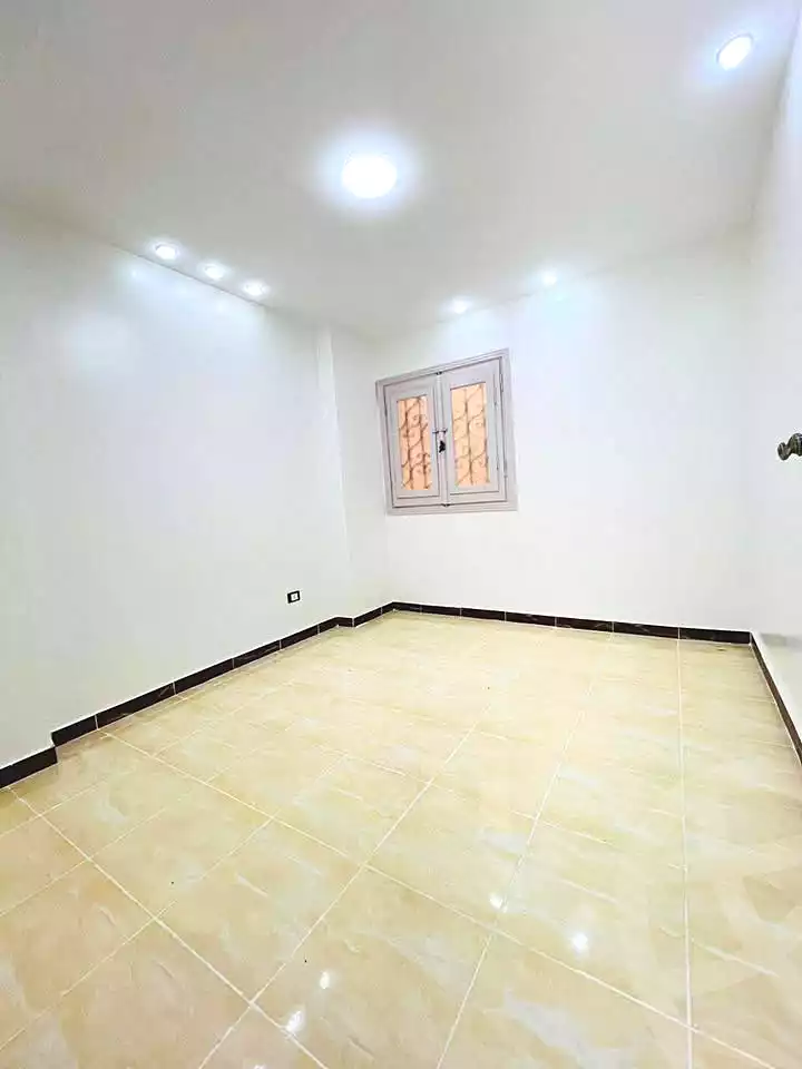 https://aqarmap.com.eg/ar/listing/6989338-for-sale-alexandria-al-agamy-shataa-el-nakheel