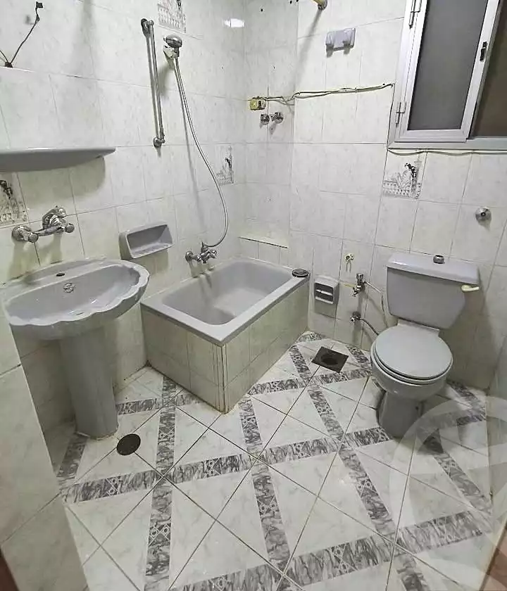 https://aqarmap.com.eg/ar/listing/6989369-for-sale-alexandria-lsywf-el-seyouf-qebly-el-ras-el-souda