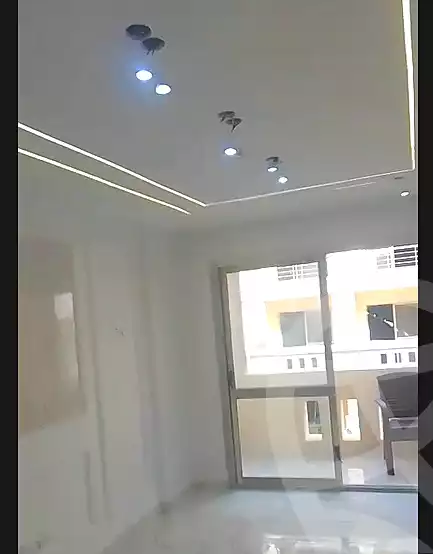 https://aqarmap.com.eg/ar/listing/6989577-for-sale-cairo-el-sheikh-zayed-city-compounds-agora-makeplace