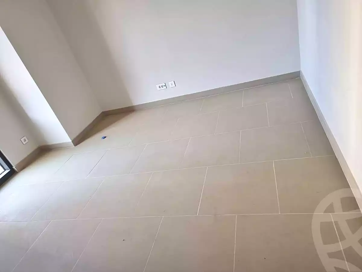 https://aqarmap.com.eg/ar/listing/6989601-for-sale-cairo-el-sheikh-zayed-city-compounds-beverly-hills