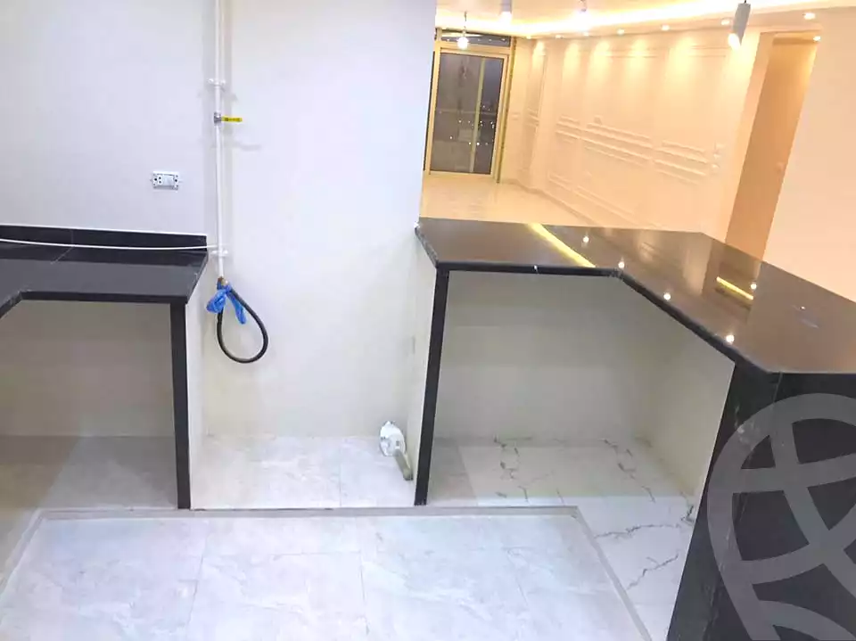 https://aqarmap.com.eg/en/listing/6989773-for-rent-alexandria-el-montazah-compounds-in-el-montazah-royal-plaza-compound-al-halawany