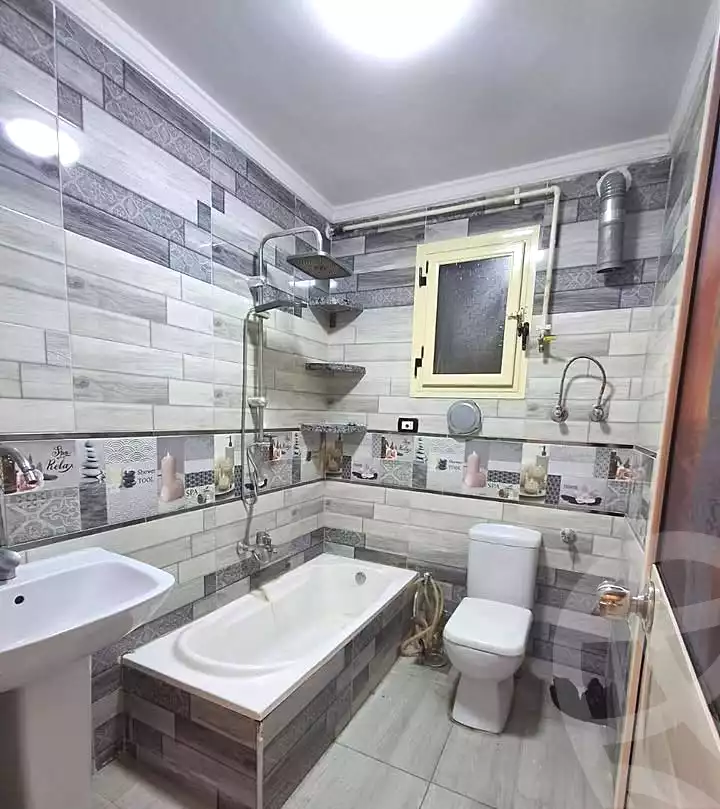 https://aqarmap.com.eg/en/listing/6989892-for-sale-alexandria-lsywf-el-falki