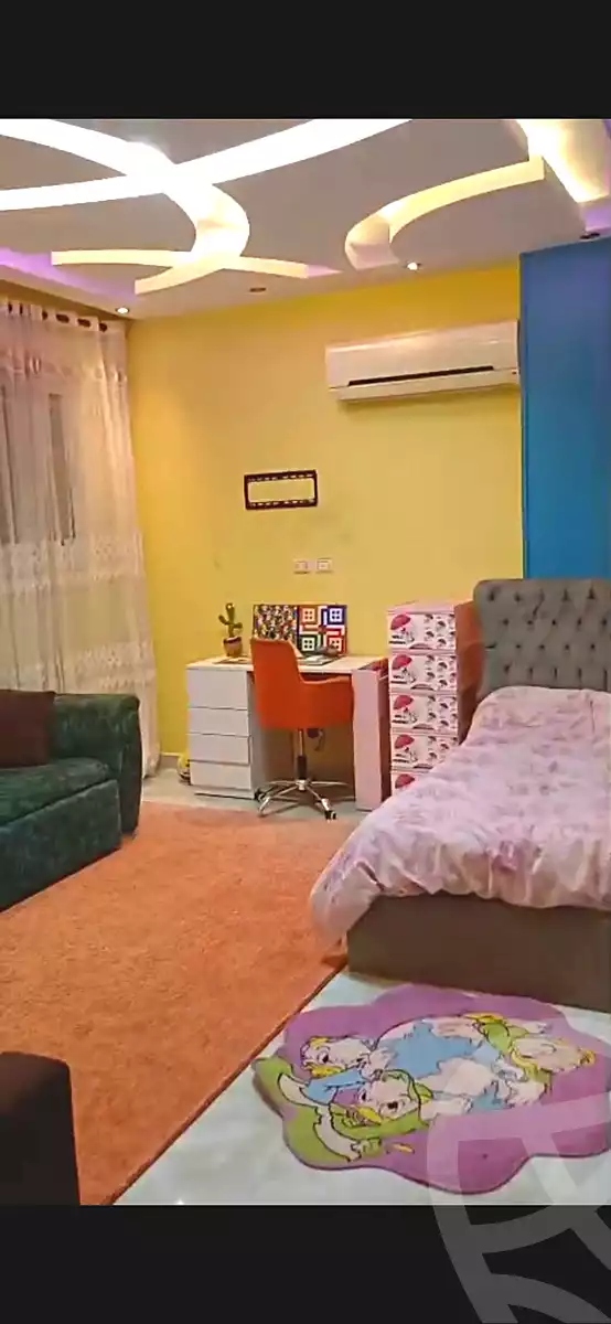 https://aqarmap.com.eg/en/listing/6990054-for-rent-cairo-helwan-hadayek-helwan-nile-corniche-st