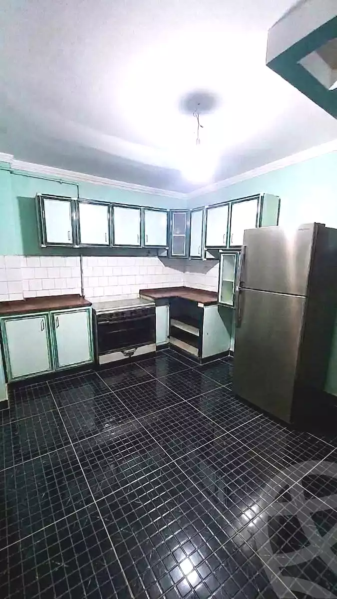 https://aqarmap.com.eg/ar/listing/6990062-for-sale-alexandria-fyktwry-sebaweh-st