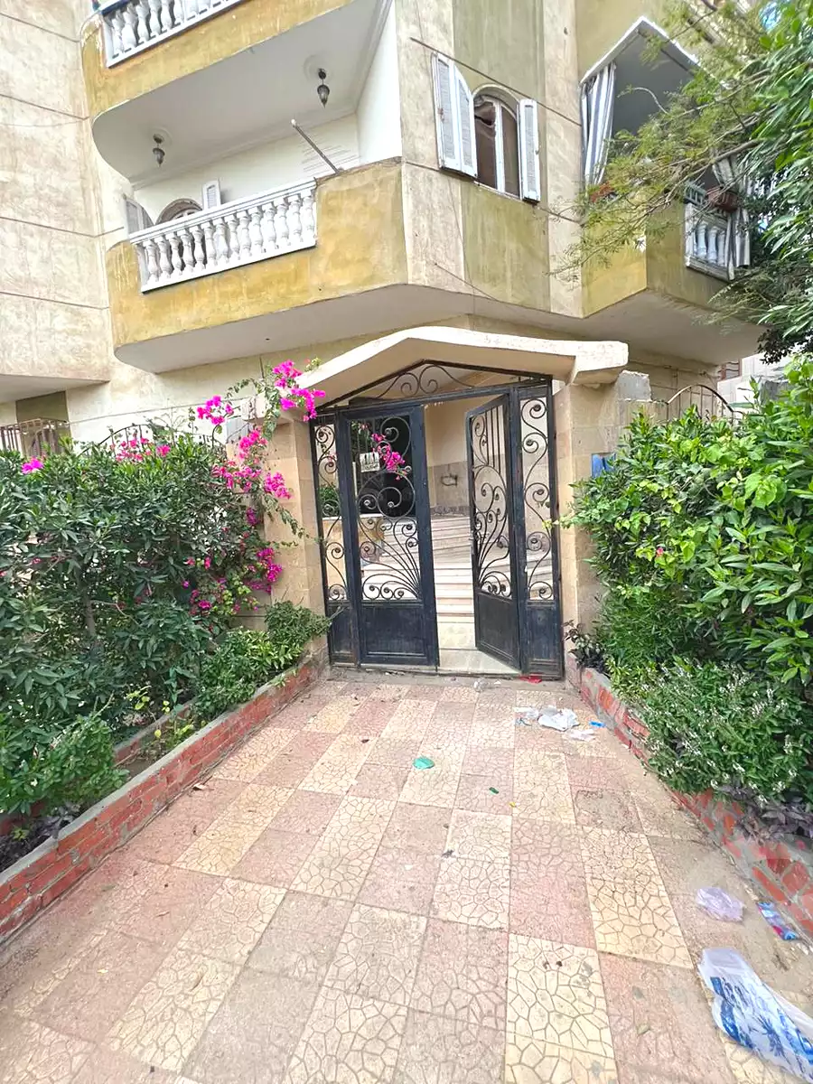 https://aqarmap.com.eg/ar/listing/6990106-for-sale-cairo-el-sheikh-zayed-city-el-hay-elthany-lrwd