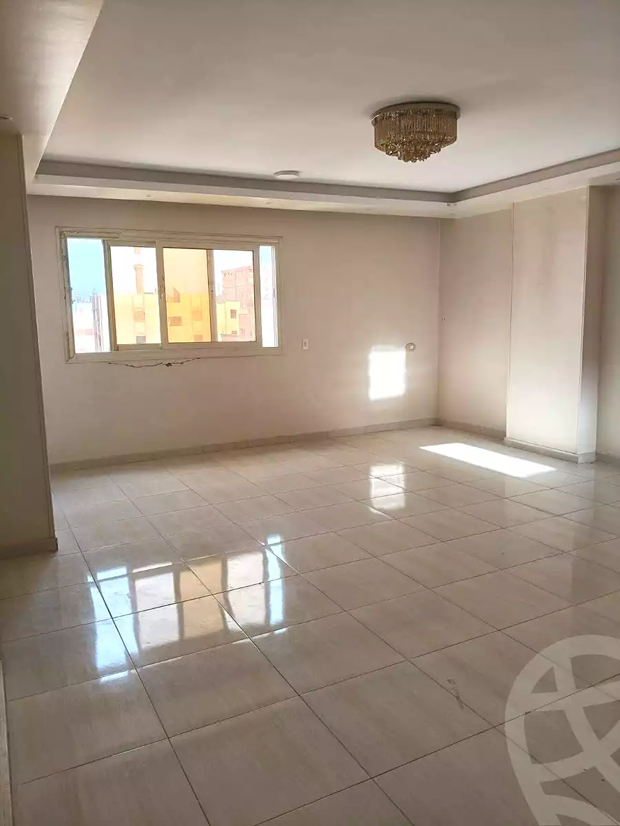 https://aqarmap.com.eg/ar/listing/6990118-for-sale-cairo-helwan-el-shareaa-el-sharby-st