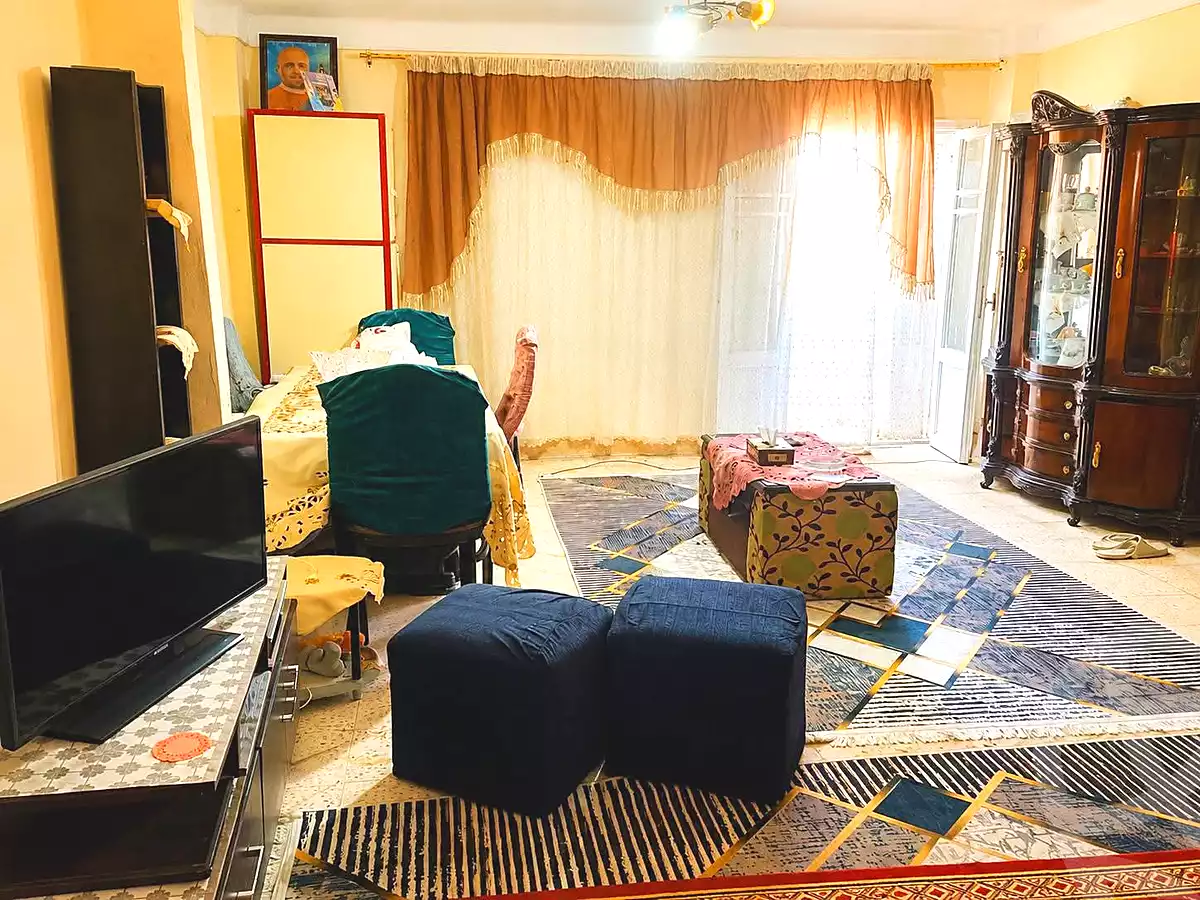 https://aqarmap.com.eg/ar/listing/6990344-for-sale-alexandria-el-asafra-shr-mlk-hfny