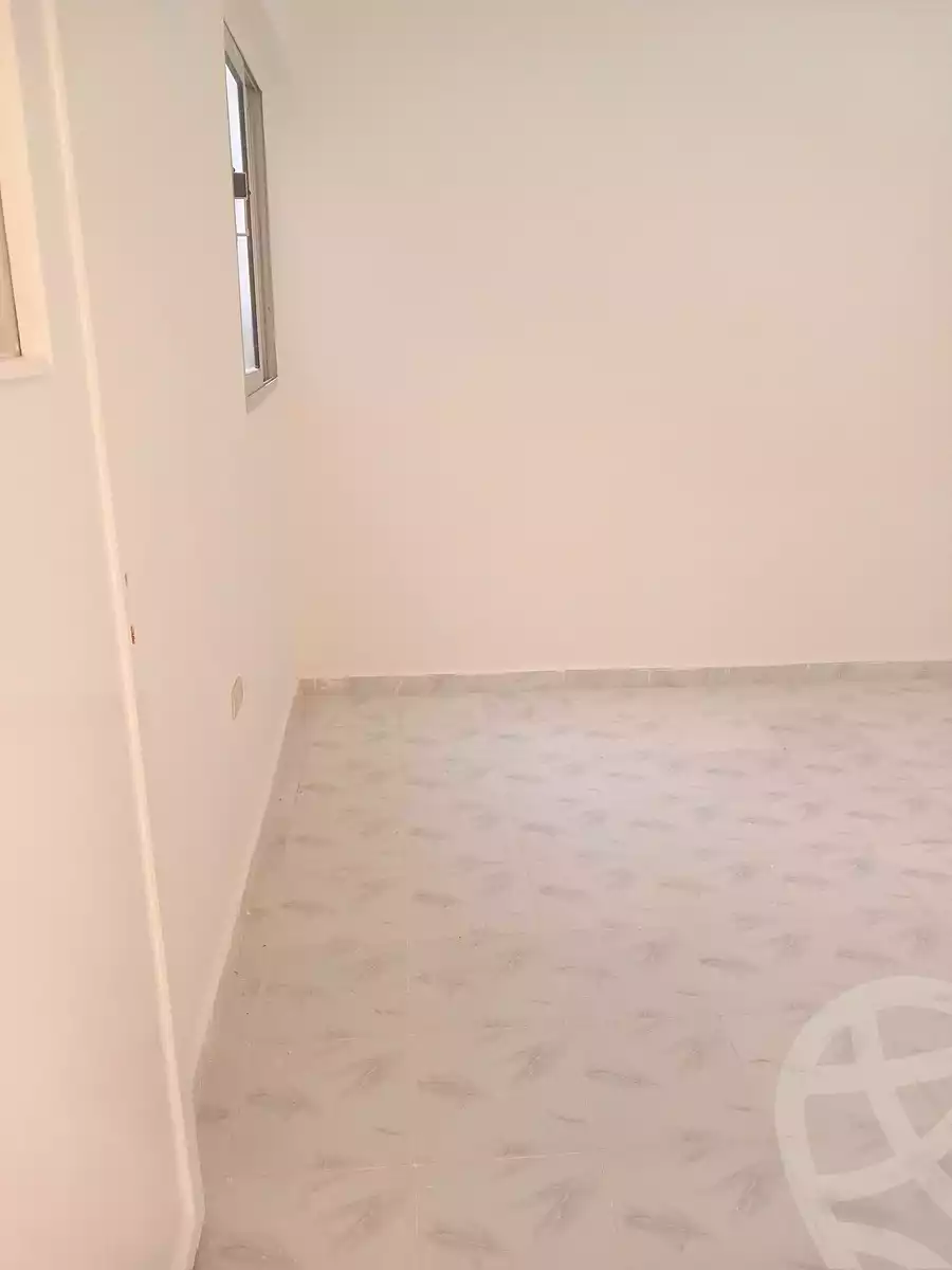 https://aqarmap.com.eg/ar/listing/6990400-for-sale-alexandria-al-agamy-el-hanouvel