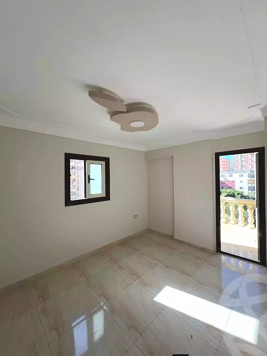 https://aqarmap.com.eg/ar/listing/6990423-for-sale-alexandria-al-agamy-lbytsh-bianchiii