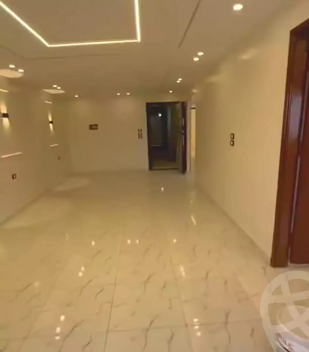 https://aqarmap.com.eg/en/listing/6990723-for-sale-cairo-elnozha-Streettt-27