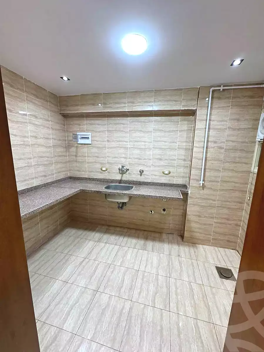 https://aqarmap.com.eg/en/listing/6990789-for-sale-alexandria-sydy-bshr-sydy-bshr-bhry-shr-mhmwd-l-yswy