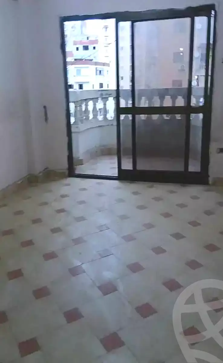 https://aqarmap.com.eg/ar/listing/6990799-for-sale-alexandria-sydy-bshr-sydy-bshr-bhry-shr-mhmd-njyb