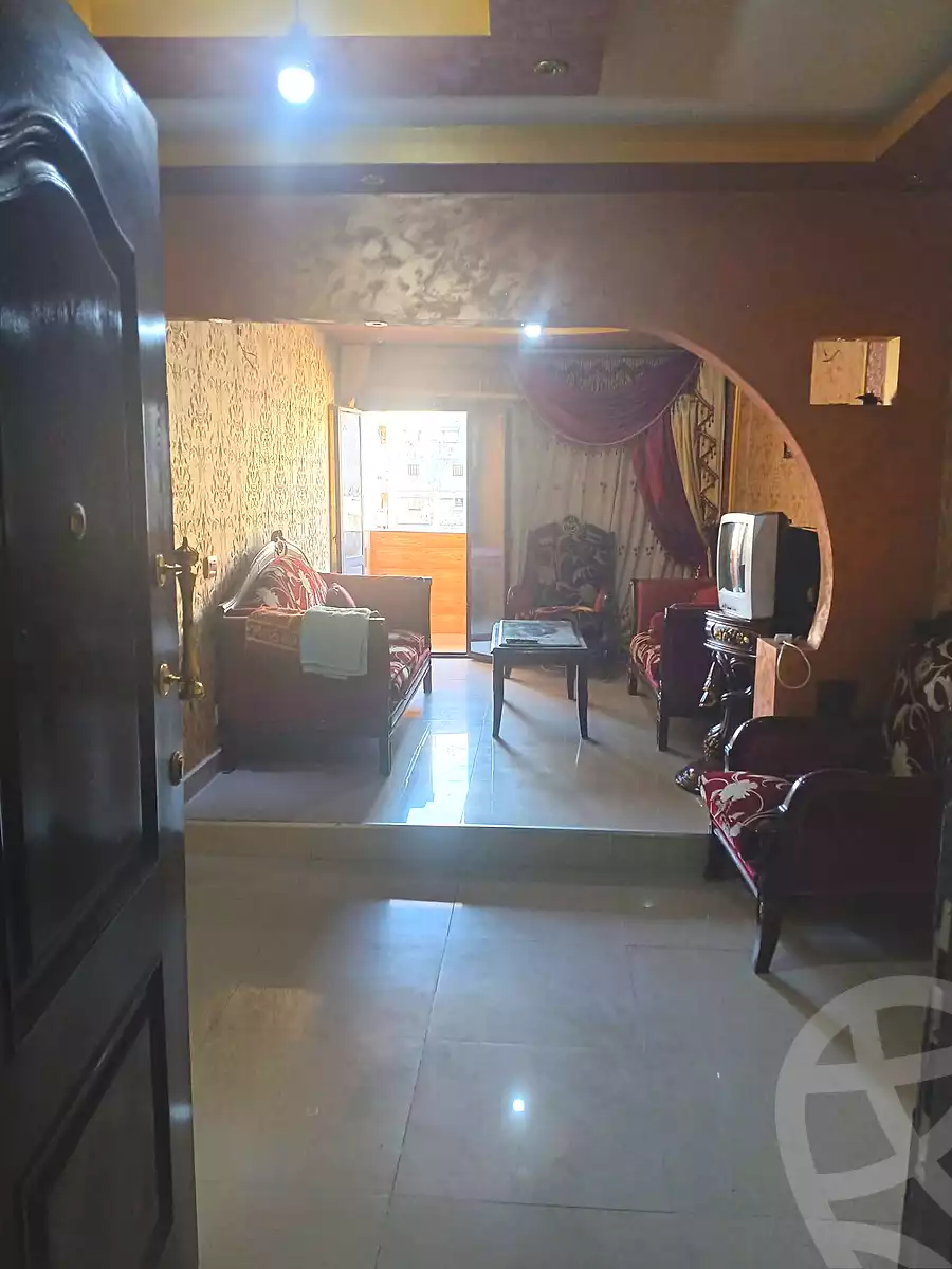 https://aqarmap.com.eg/ar/listing/6990879-for-sale-alexandria-el-mandara-shr-mlk-hfny