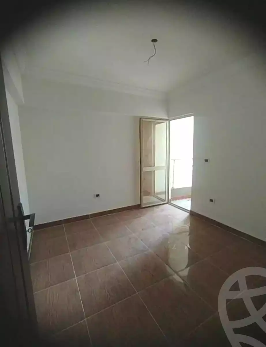 https://aqarmap.com.eg/ar/listing/6990900-for-rent-alexandria-lsywf-el-karma-compound