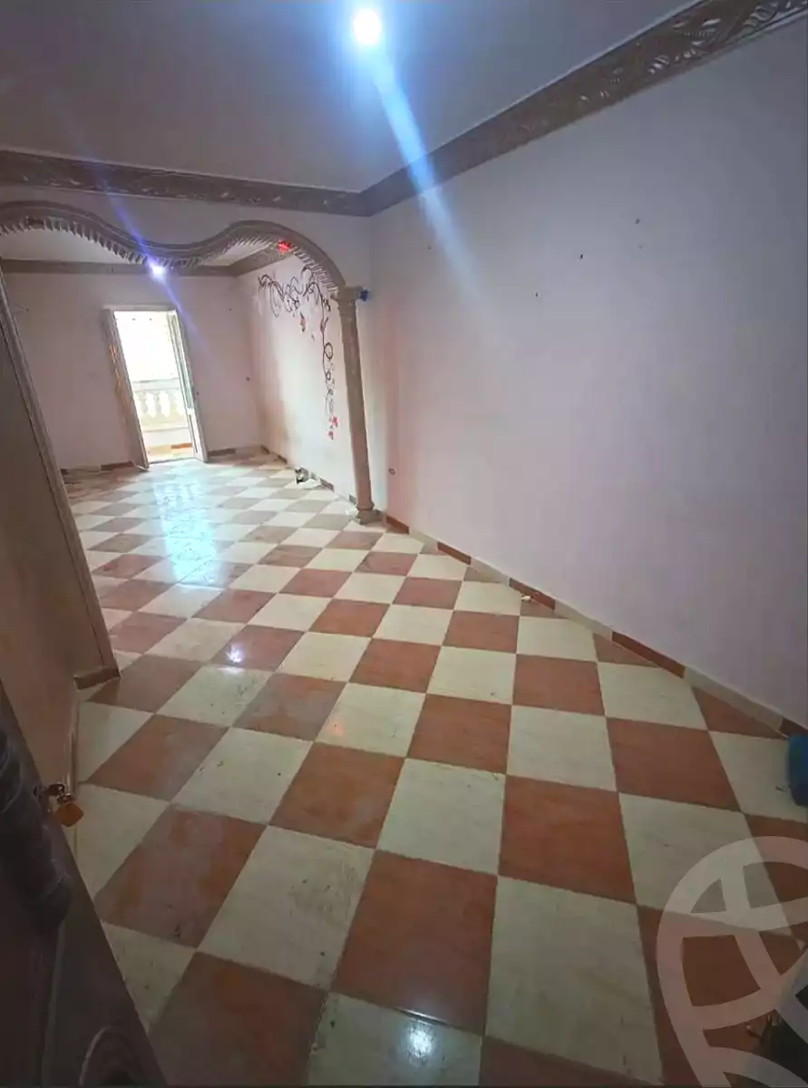 https://aqarmap.com.eg/ar/listing/6990955-for-sale-alexandria-al-agamy-el-hanouvel-al-qoubtan-hussein-ghali-st