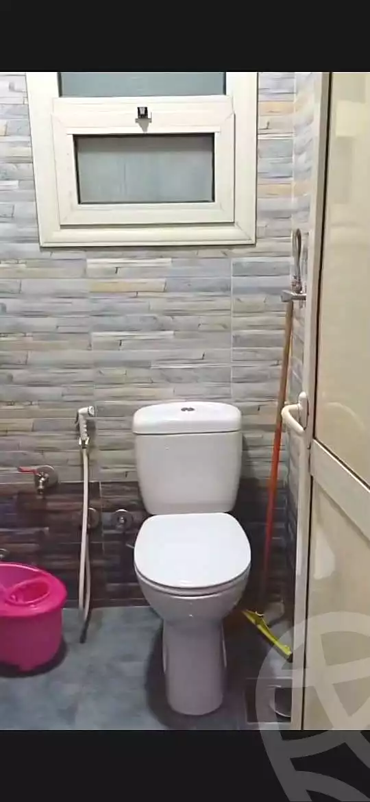 https://aqarmap.com.eg/ar/listing/6991032-for-rent-cairo-helwan-hadayek-helwan-nile-corniche-st
