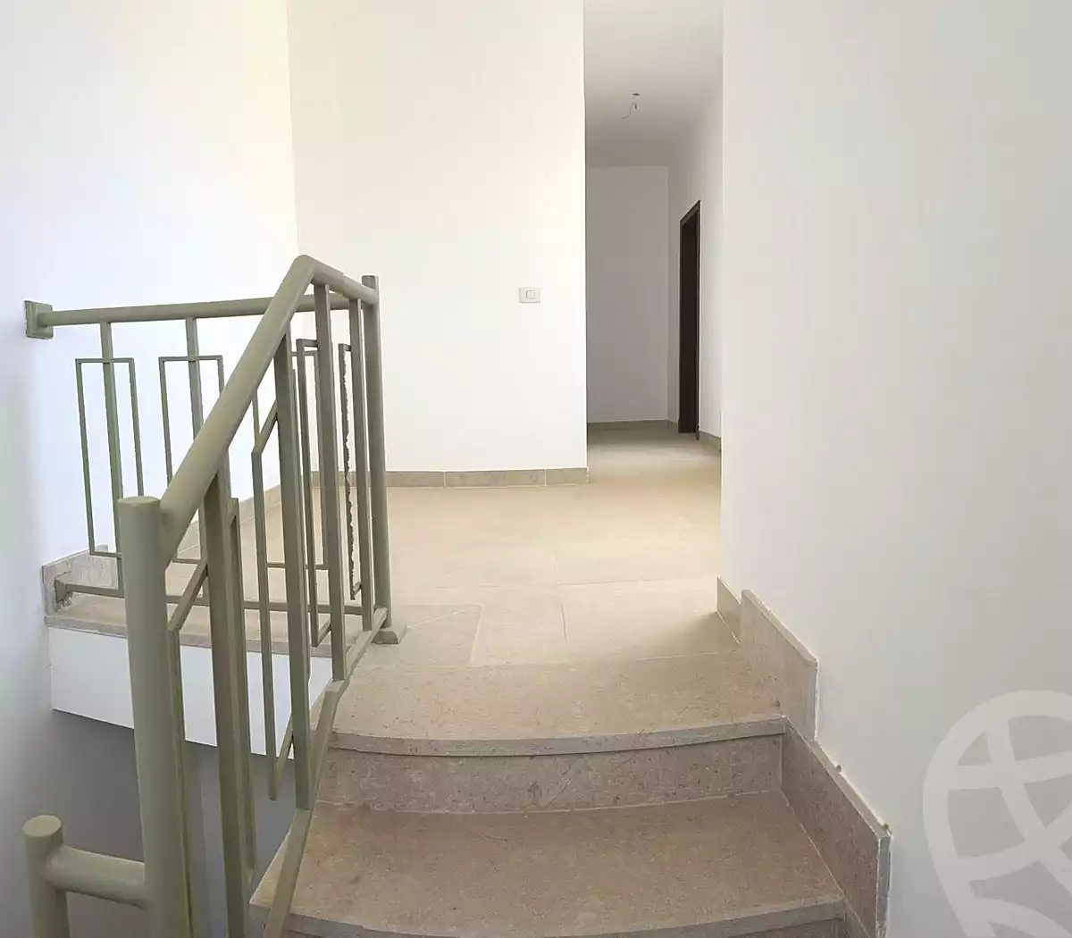 https://aqarmap.com.eg/ar/listing/6991174-for-sale-cairo-new-cairo-compounds-fifth-square