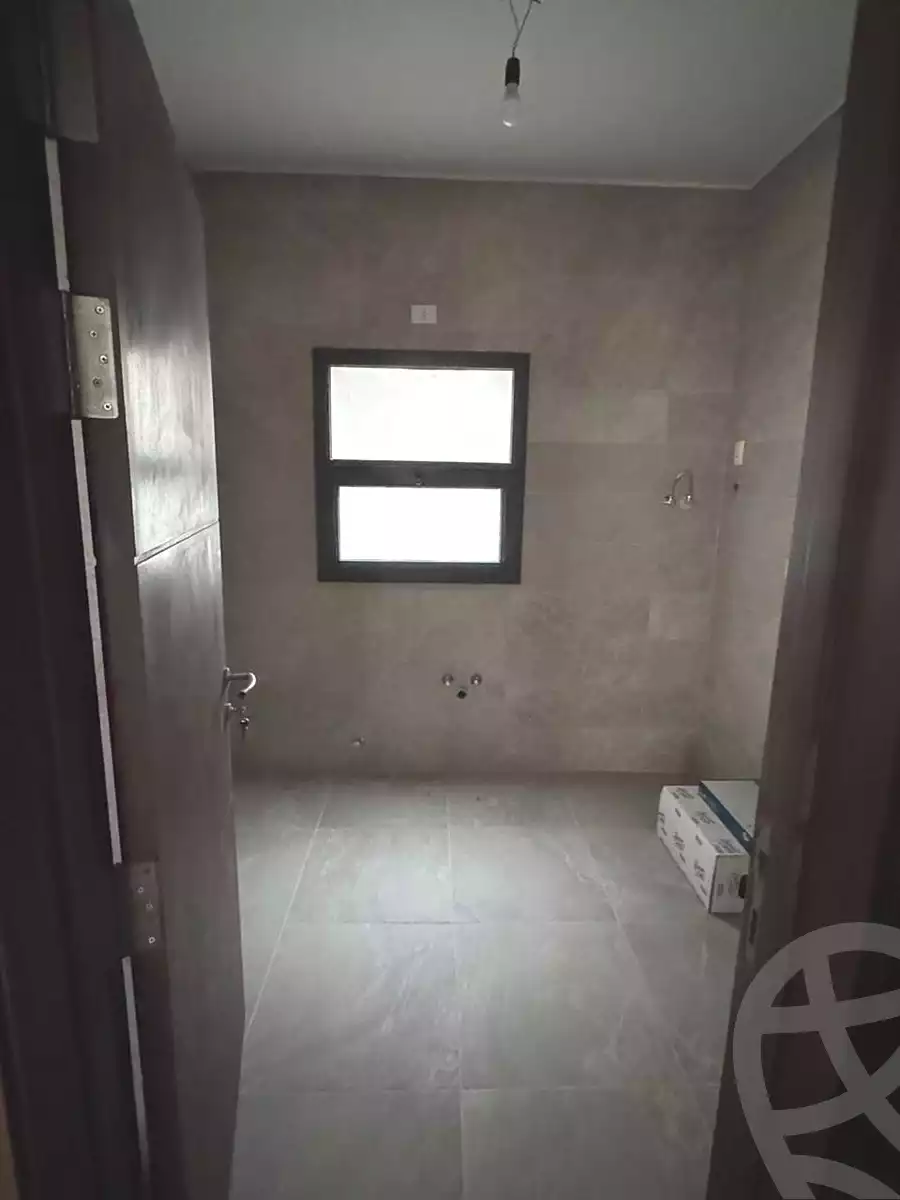 https://aqarmap.com.eg/ar/listing/6991174-for-sale-cairo-new-cairo-compounds-fifth-square