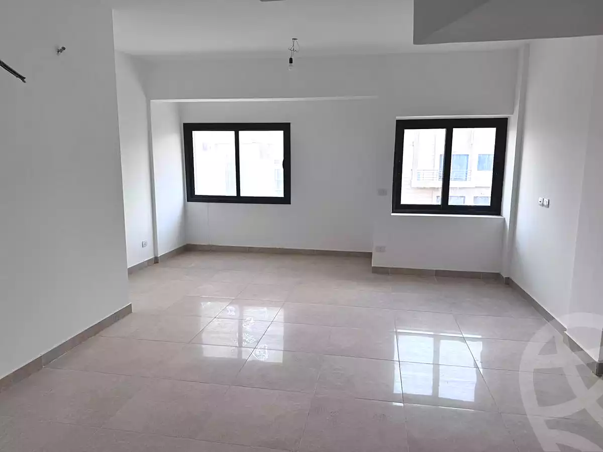 https://aqarmap.com.eg/en/listing/6991171-for-sale-cairo-new-cairo-compounds-fifth-square