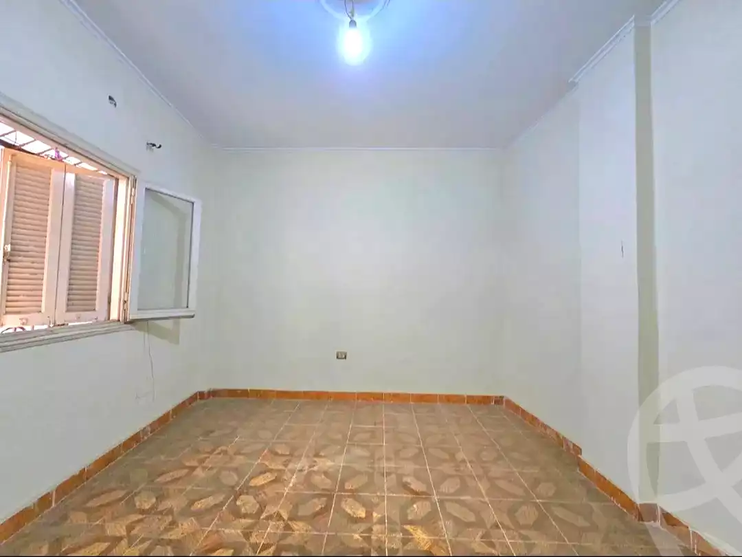 https://aqarmap.com.eg/ar/listing/6991398-for-sale-alexandria-zezenia-ibrahim-el-attar-st