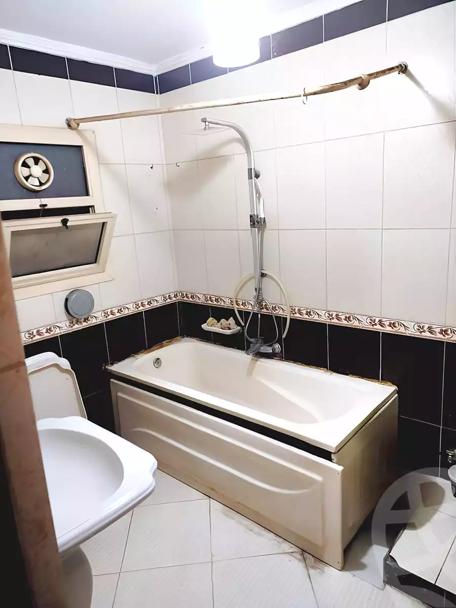 https://aqarmap.com.eg/en/listing/6991467-for-sale-cairo-faisal-el-talbeya-ahmed-amgad-st