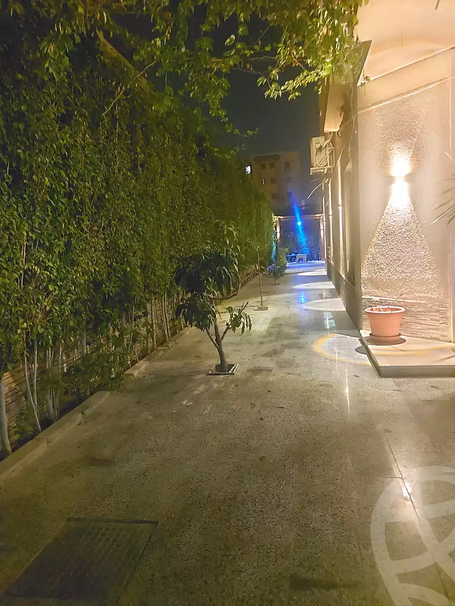 فيلا بـ٦ غرف نوم في ايفر، صورة ٧ من ١٢