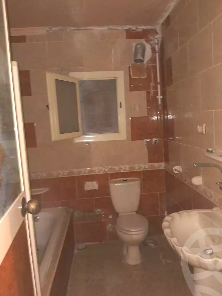https://aqarmap.com.eg/ar/listing/6991690-for-sale-alexandria-al-agamy-el-hanouvel-el-salam-st