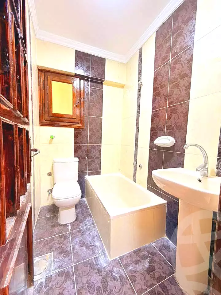 https://aqarmap.com.eg/en/listing/6991740-for-sale-alexandria-al-agamy-shataa-el-nakheel