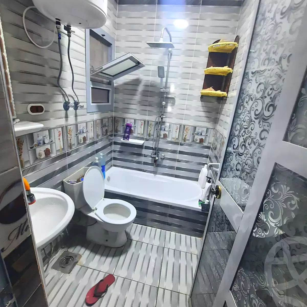 https://aqarmap.com.eg/ar/listing/6991946-for-sale-alexandria-al-agamy-el-hanouvel-el-warsha-st