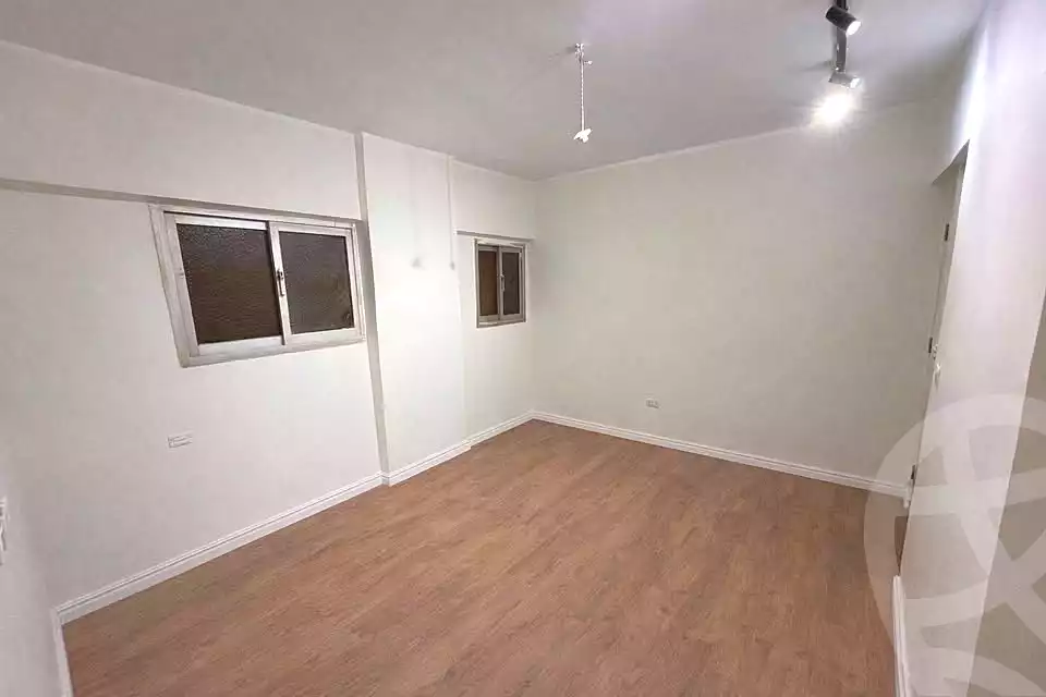 https://aqarmap.com.eg/ar/listing/6992167-for-sale-cairo-faisal-shareaa-el-malek-fasel