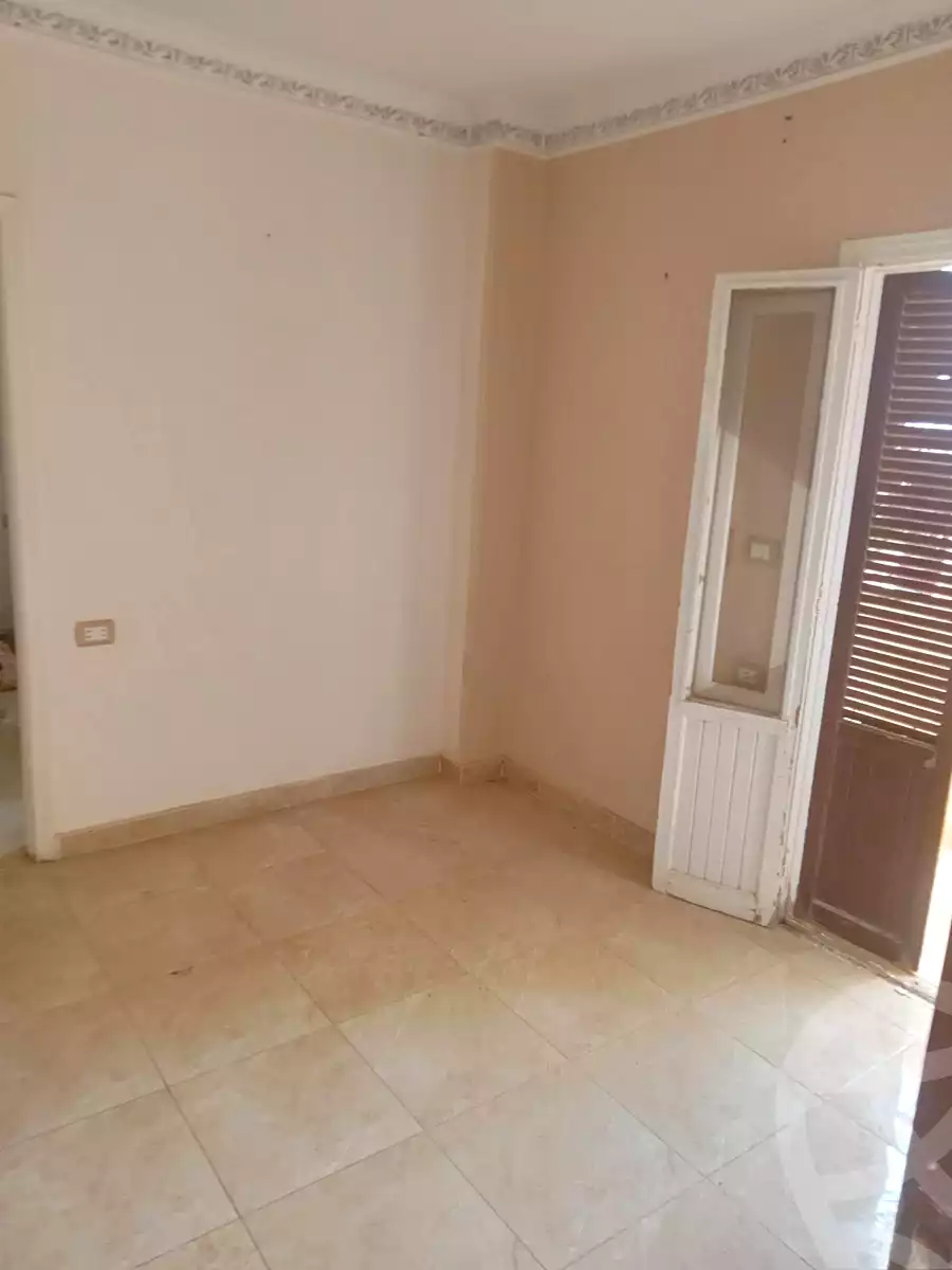 https://aqarmap.com.eg/en/listing/6992354-for-sale-cairo-15th-of-may-mjwr-23