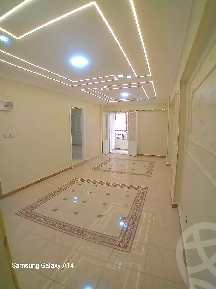 https://aqarmap.com.eg/ar/listing/6992481-for-sale-alexandria-sydy-bshr-sydy-bshr-bhry-shr-khld-bn-lwlyd