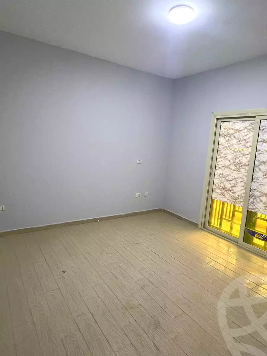 https://aqarmap.com.eg/ar/listing/6992554-for-rent-cairo-new-cairo-south-investors-el-mostashar-mohamed-ayoub-st